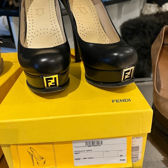 Fendi Shoes - Picture 5 of 10